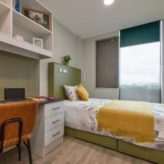 2 Bed Apartment - Image 7