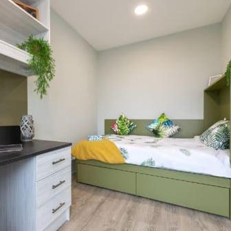 Premium Terrace Studio - Image 1