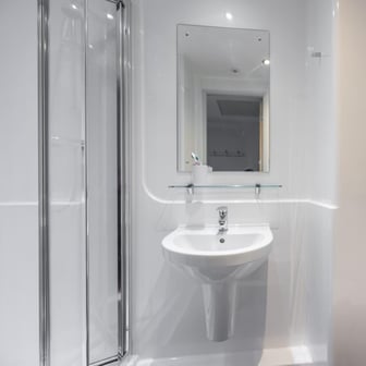 Lower Ground Floor Studio - Image 6