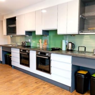 Standard Ensuite - Image 9