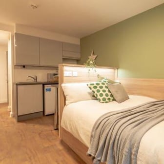 Deluxe Studio Riverview - Image 2