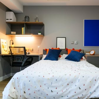 Premium Studio - Image 1
