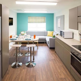 Premium Ensuite 4 Bed Cluster - Image 2