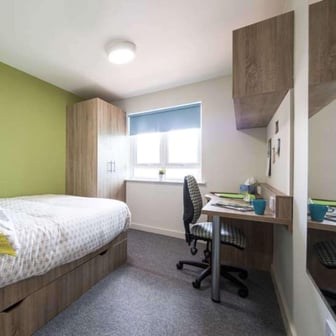 Superior Ensuite 2 Bed Cluster - Image 1