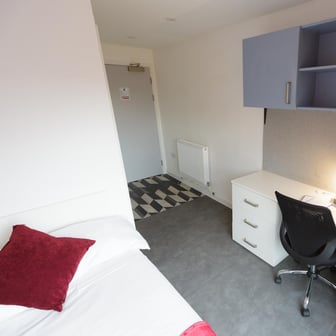 Bronze Ensuite - Image 2