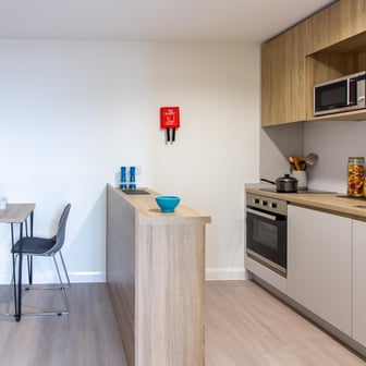 Penthouse Plus Studio - Image 5
