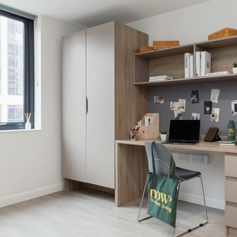 Platinum En Suite (Mid Floors) - Image 2