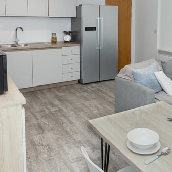 Gold En Suite (Lower Floors) - Image 5