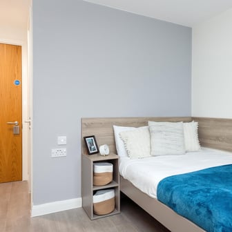 Silver En Suite (Lower Floors) - Image 1