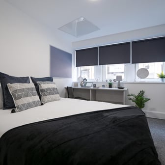Silver Ensuite - Image 1