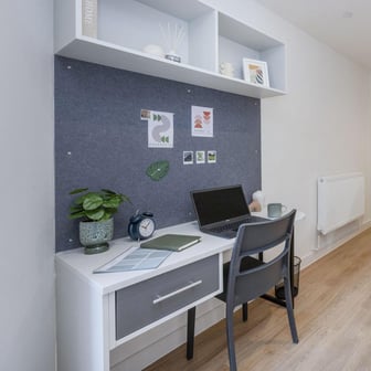 Deluxe Ensuite - Image 1