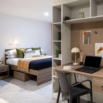 Deluxe Ensuite - Image 5