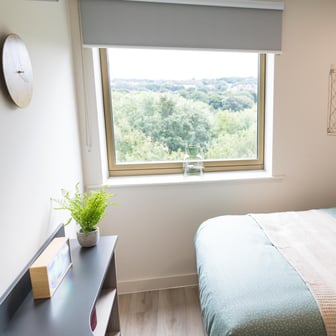 2 Bed Apartment - Image 10