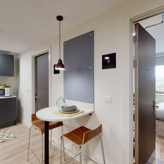 2 Bed Apartment - Image 16