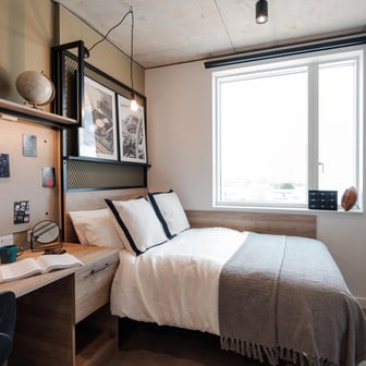 Premium Studio - Image 1