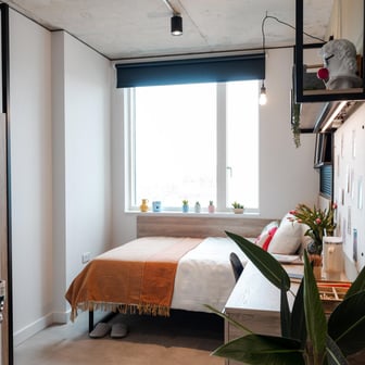 Classic En-suite - Image 4