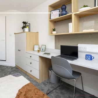 Classic Ensuite - Image 2