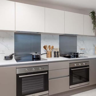 Silver En Suite - Image 9