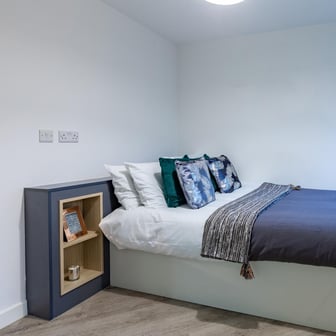 Premium Studio - Image 1