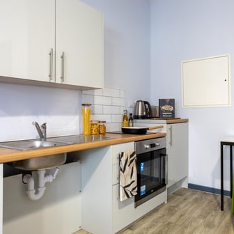 Gold Accessible Studio - Image 3