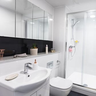 Premium View one bed bathroom