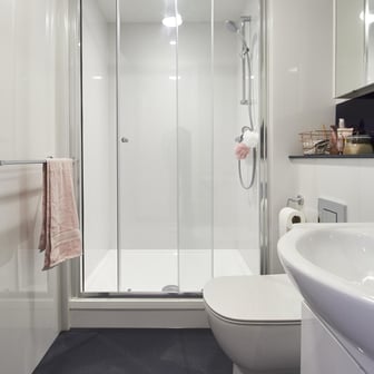 Superior Studio bathroom