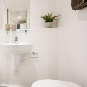 Classic Plus Ensuite - Image 3