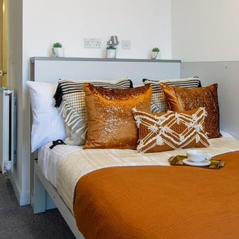 Canal View Ensuite