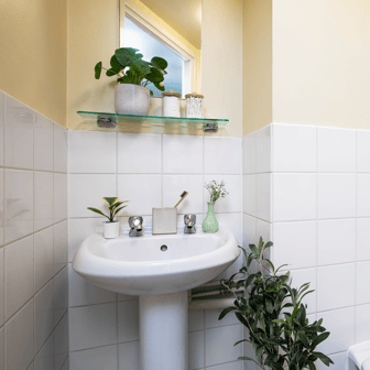 2 Bed Flat - Image 4