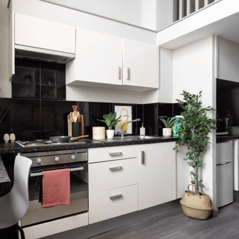 One Bed Flat - Image 2