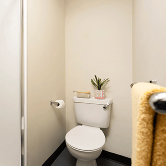 Classic One Bedroom Flat - Image 3