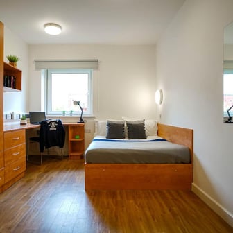 Gold Ensuite