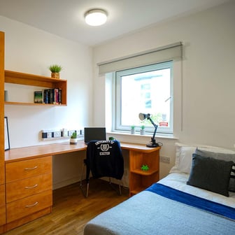 Gold Ensuite
