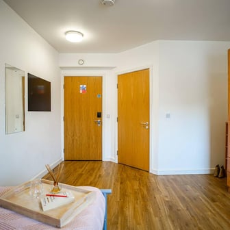 Platinum Ensuite