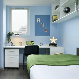 Silver Ensuite Room