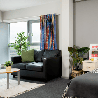 Premium Studio - Image 1