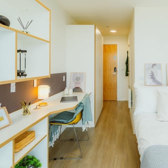 Gold En Suite (High Floors) - Image 1