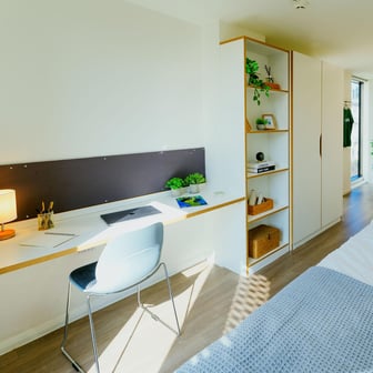 Silver En Suite - Image 3