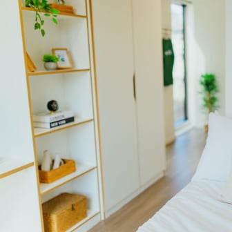 Silver En Suite - Image 5