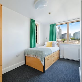 Gold Ensuite (High Fl) - Image 1