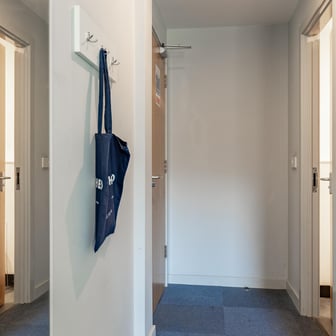 Gold Ensuite - Image 14