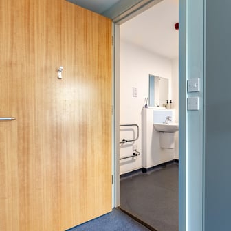 Gold Plus Ensuite - Image 19