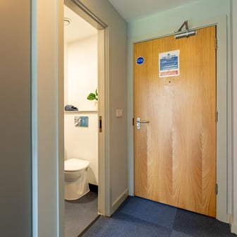 Silver Plus Ensuite - Image 16