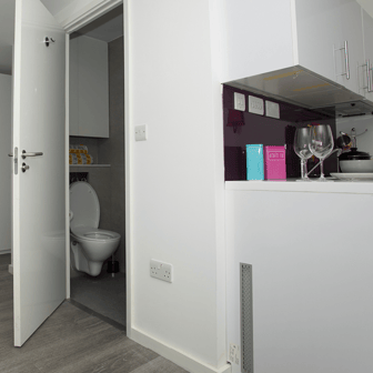 Premium Studio Plus - Image 6