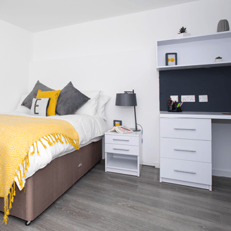 Premium Studio Plus - Image 1