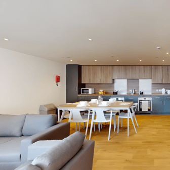 Premium Ensuite - Image 6