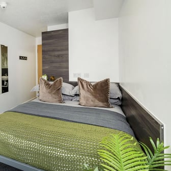 Premium Ensuite - Image 5