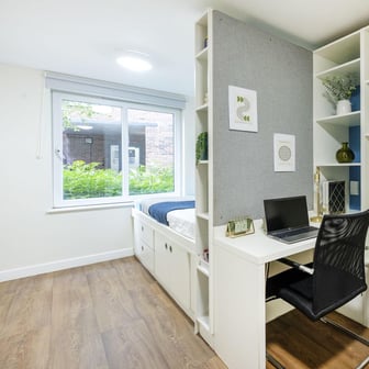 Small Studio - Image 2