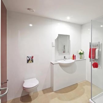Deluxe Premium Studio - Image 4