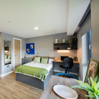 Premium River Studio - Image 2